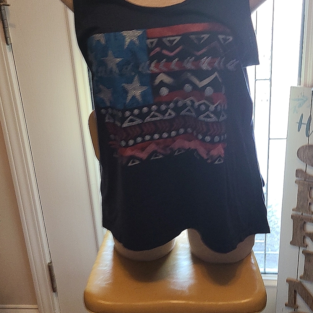 XL junior Tank top with patriotic theme.